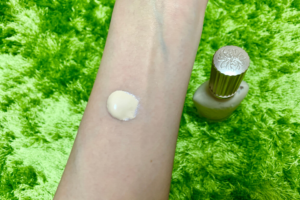 ポールアンドジョーラトゥー エクラ ファンデーションプライマー