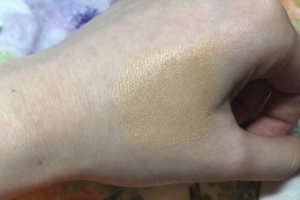 Mimc ミネラルリキッドリーファンデーション