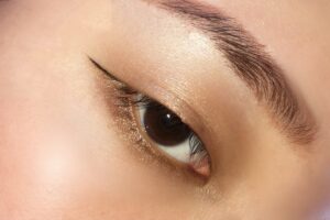 ルナソルおすすめ2アイラインをプラス①