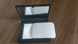 nars容器・付属品