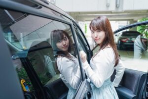 マイカーと女性