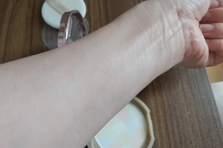 canmakeスウォッチ