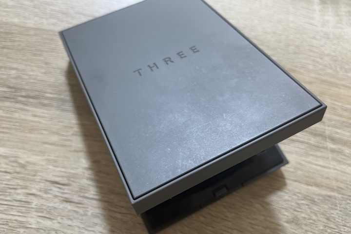 threeパッケージ