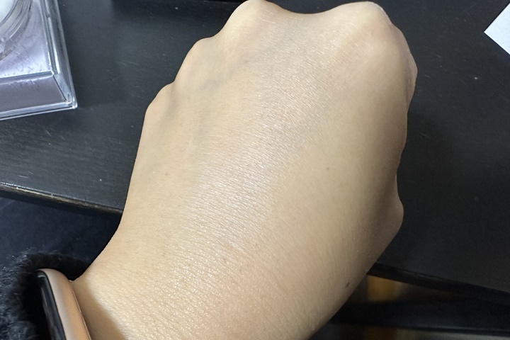 givenchyスウォッチ