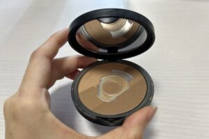 too cool for school容器・付属品